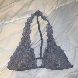 Express Lace Bralette in Gray